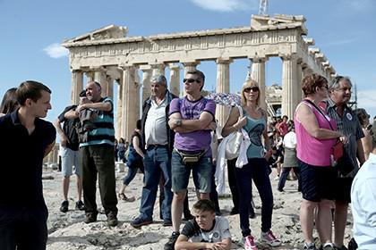 Περισσότεροι από 900.000 Ρώσοι τουρίστες επισκέφτηκαν την Ελλάδα το 2016