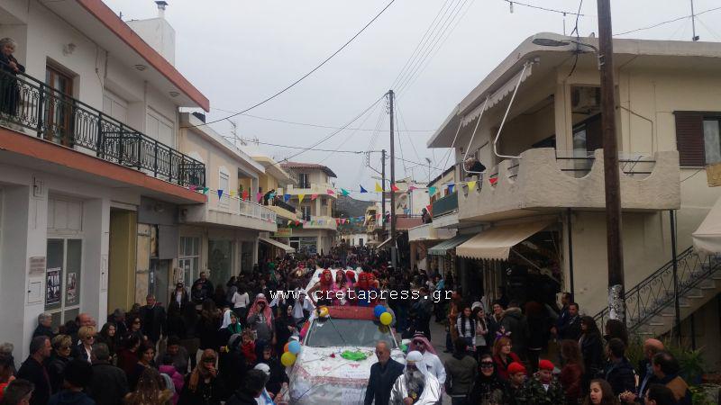 Φωτορεπορτάζ από το 12ο Πυργιανό Καρναβάλι