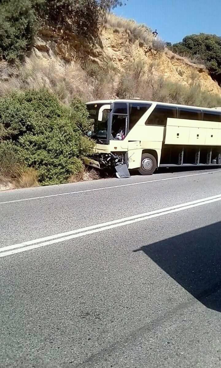 Σύγκρουση τουριστικού λεωφορείου με Ι.Χ. Ένας Νεκρός….