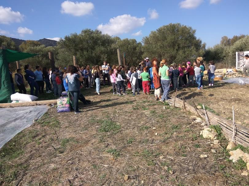 Μια μέρα αφιερωμένη στη δημιουργία φυτωρίου δέντρων στον Πύργο Μονοφατσίου