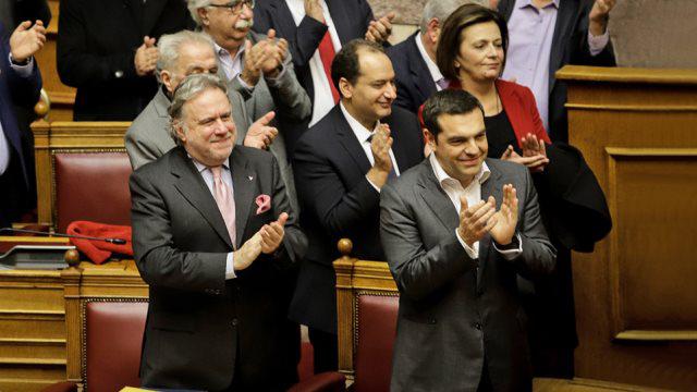 Βουλή Με 153 «ναι» πέρασε το ξεπούλημα της Μακεδονίας