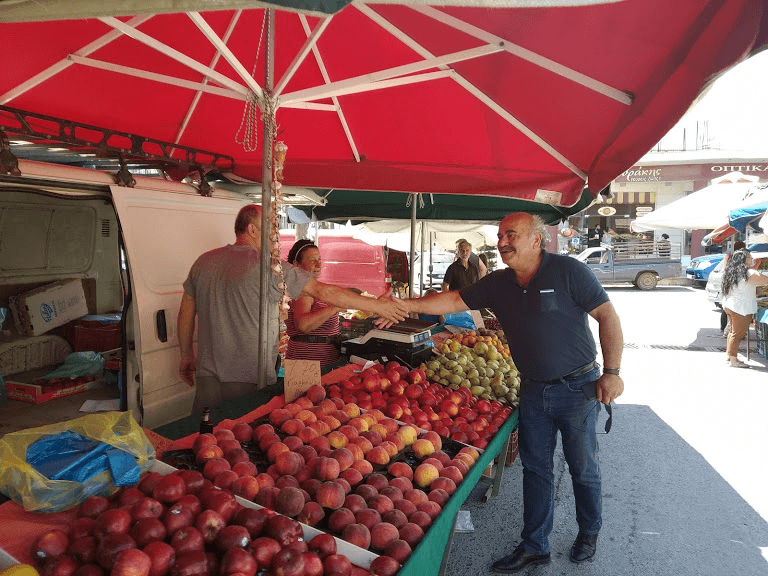 Σε χωριά του Μονοφατσίου ο Ανδρέας Στρατάκης