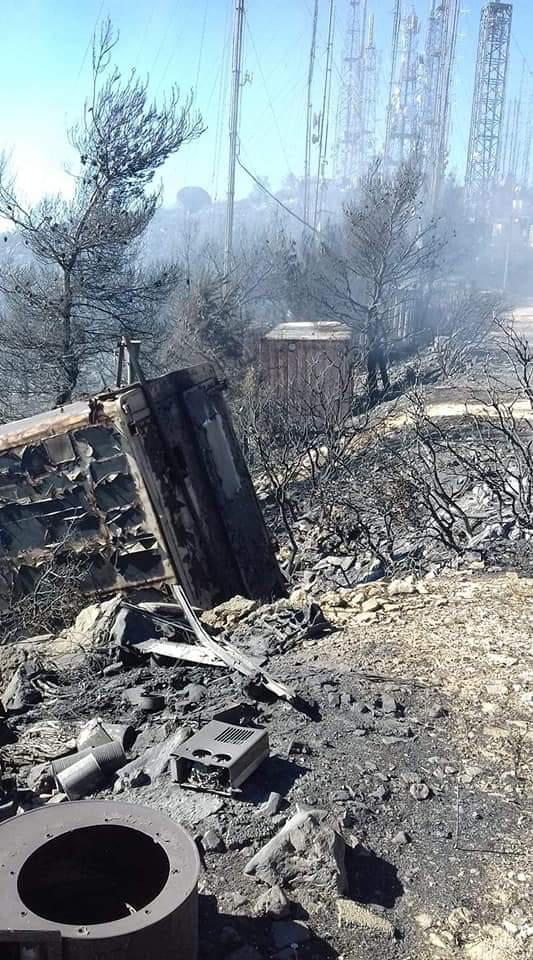 Φωτογραφίες μετά την πυρκαγιά στις κεραίες στον Υμηττό