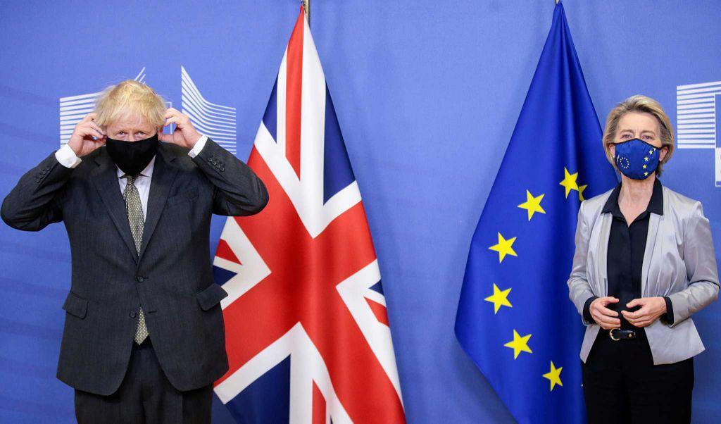 Brexit : Tι θα αλλάξει μετά την εμπορική συμφωνία Βρετανίας – ΕΕ Από 1η Ιανουαρίου, θα εφαρμόζεται μια σειρά νέων συνοριακών κανονισμών, καθώς η Βρετανία θα είναι εκτός της ευρωπαϊκής ενιαίας αγοράς και τελωνειακής ένωσης.